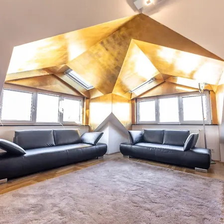 Penthouse Apartment *