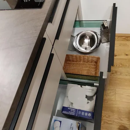 Beautiful With Parking, Brilliant Location Apartment Vienna