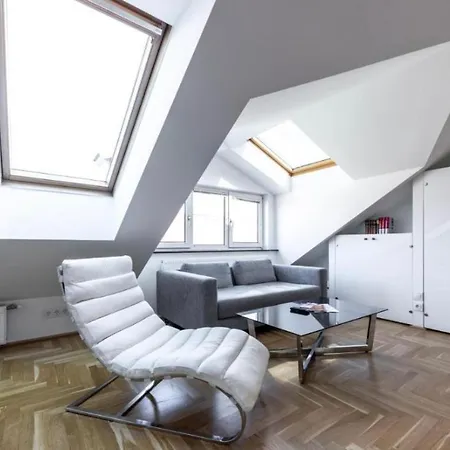 Penthouse Apartment *