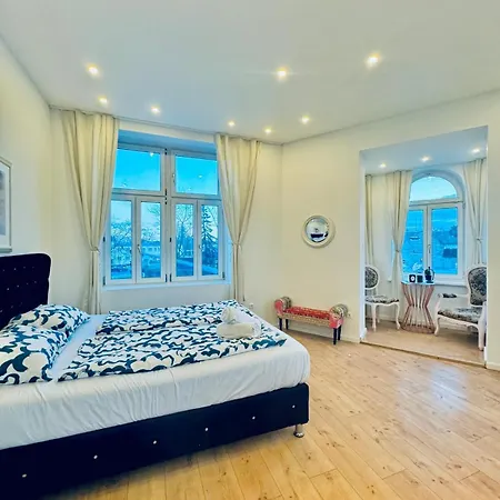 Spacious 3br Shared 11minute Stroll To Atzgersdorf Park Apartment *