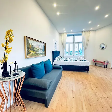 3br Near Atzgersdorf Park, 11min Walk Apartmán *