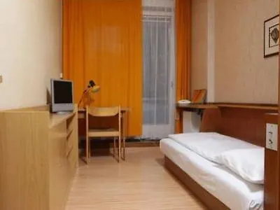 Hotel Atlas 3*