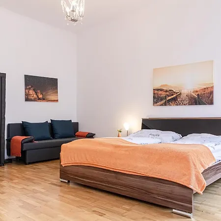 Elegance 2 Bedroom At Vienna's Vibrant Center