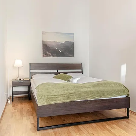 Apartment Elegance 2 Bedroom At Vienna's Vibrant Center *