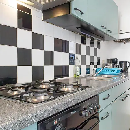 Apartment Elegance 2 Bedroom At Vienna's Vibrant Center