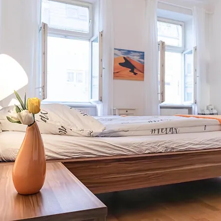 Elegance 2 Bedroom At Vienna's Vibrant Center Vienna