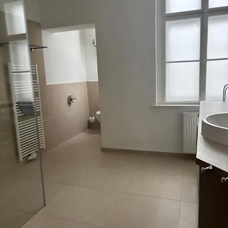 Apartment Central - 22 *