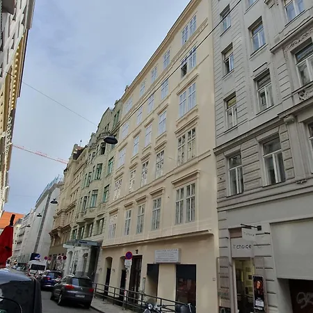 Central - 22 * Vienna