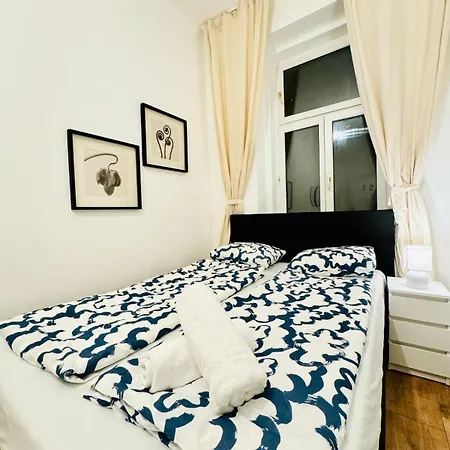 Charming 5br Shared Apt, Minutes From Atzgersdorf Apartment
