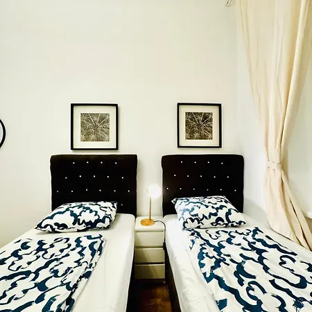 Charming 5br Shared Apt, Minutes From Atzgersdorf *