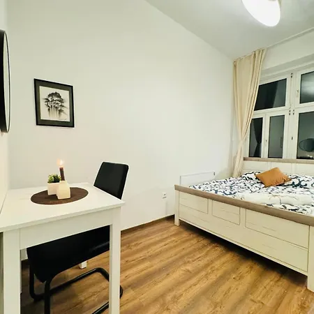 Charming 5br Shared Apt, Minutes From Atzgersdorf * Vienna