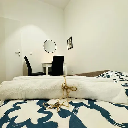 Apartment Charming 5br Shared Apt, Minutes From Atzgersdorf