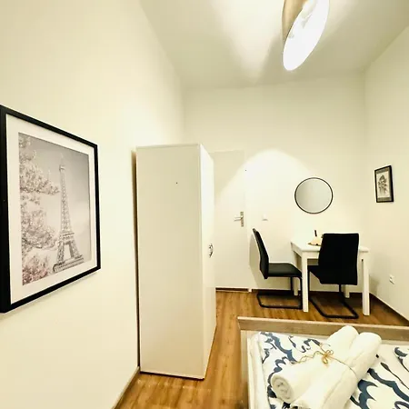 Chic 5br For 10p, With Direct Access Apartamento