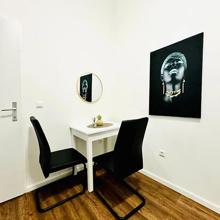 Affordable 5br Shared Apt, 11 Min To Atzgersdorf Apartment Vienna