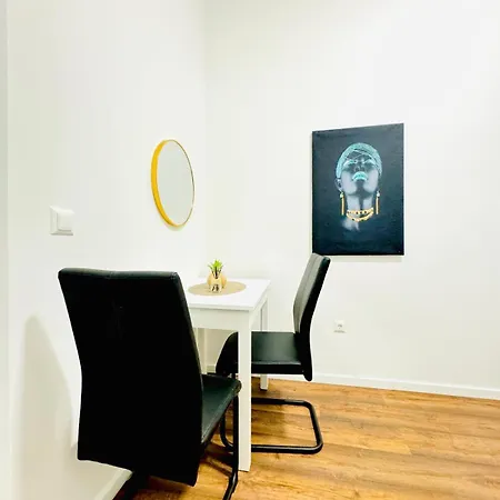 Affordable 5br Shared Apt, 11 Min To Atzgersdorf Vienna