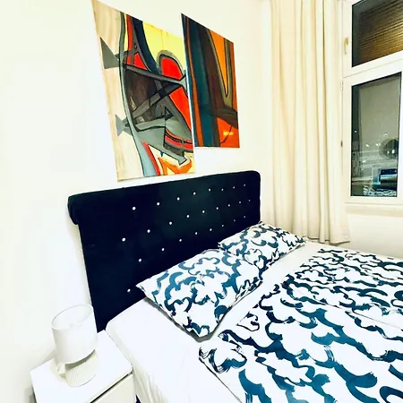 Convenient 4br Shared For 11p, 10 Min To Atzgersdorf Apartment Vienna