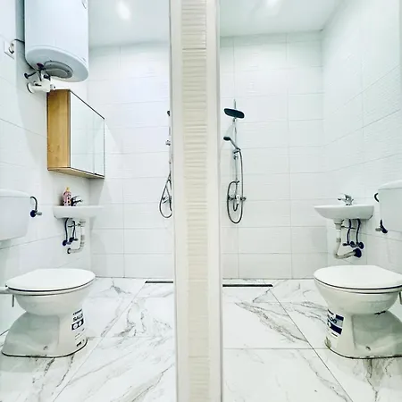 5br Near Atzgersdorf Park, 11min Walk