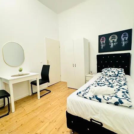 Apartment 5br Near Atzgersdorf Park, 11min Walk
