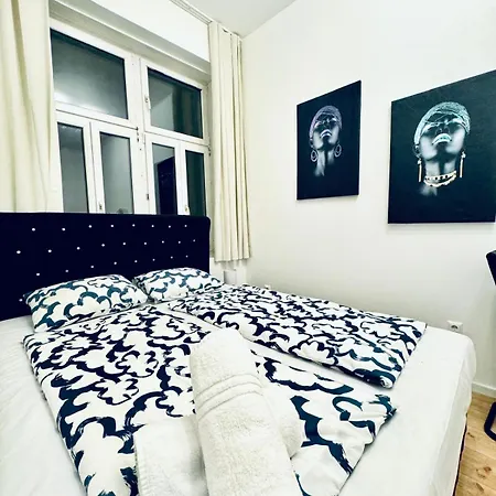 Apartment 5br Near Atzgersdorf Park, 11min Walk *