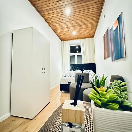 5br Near Atzgersdorf Park, 11min Walk *