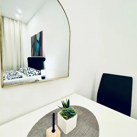 5br Near Atzgersdorf Park, 11min Walk Apartment