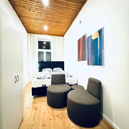 5br Near Atzgersdorf Park, 11min Walk * Vienna