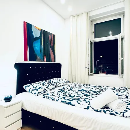 Apartment 5br Near Atzgersdorf Park, 11min Walk Vienna