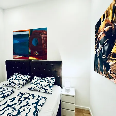 Apartment 5br Near Atzgersdorf Park, 11min Walk Vienna