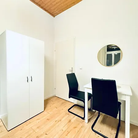 Apartment 5br Near Atzgersdorf Park, 11min Walk