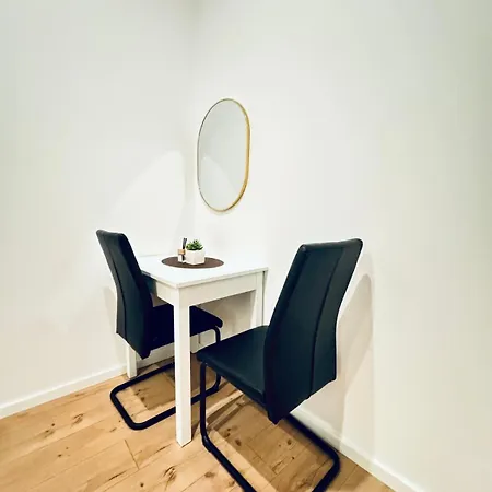 5br Near Atzgersdorf Park, 11min Walk
