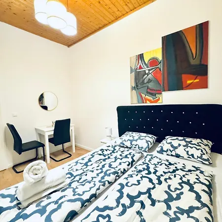 Apartment 5br Near Atzgersdorf Park, 11min Walk *