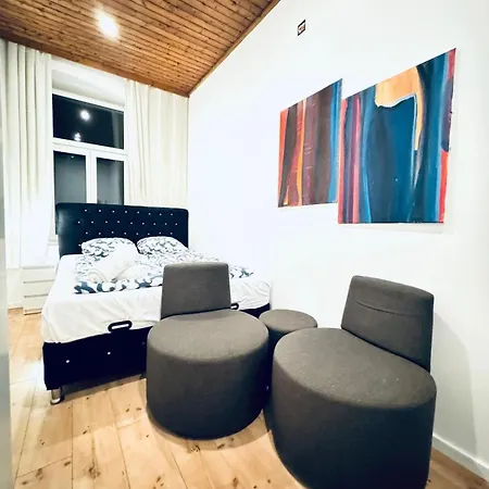 5br Near Atzgersdorf Park, 11min Walk Vienna