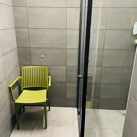 Capsulehotel Space - Downtown *