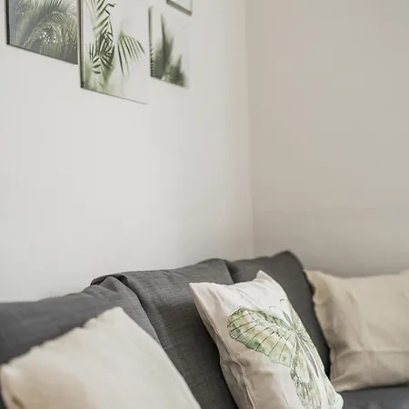 Apartment Cosy Calm Near Center *