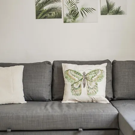 Apartment Cosy Calm Near Center