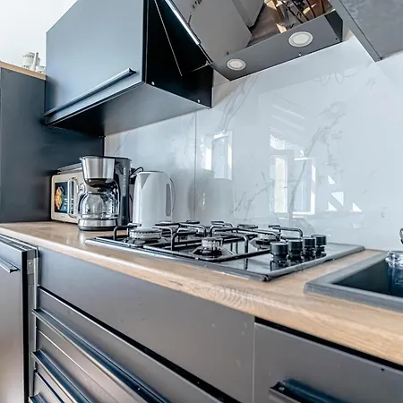 Amazing 3 Bedroom Apt, 15 Min To Landstrasse Hub Apartment Vienna