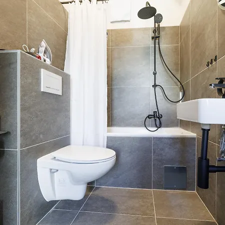 Hauptbahnhof Lofts * Vienna