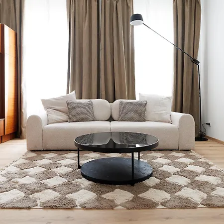 Hauptbahnhof Lofts * Vienna