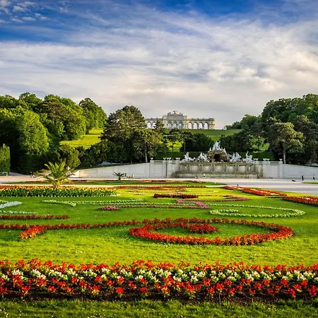 Somerset Schoenbrunn Apartment *