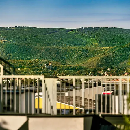 Lyf Schoenbrunn Hotel Viena