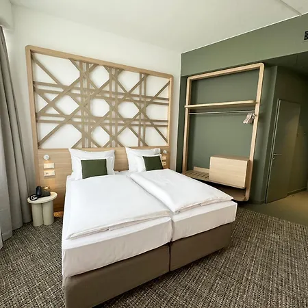Hotel Arcotel Aq 4*