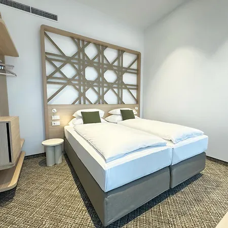 Hotel Arcotel Aq 4*