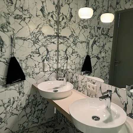 Hotel Arcotel Aq