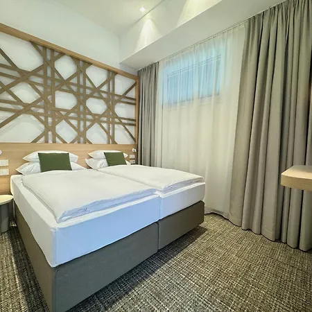 Arcotel Aq Hotel