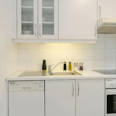 Cozy Corner Perfect For 4 To 6 Hip Area And Parking شقة فيينا