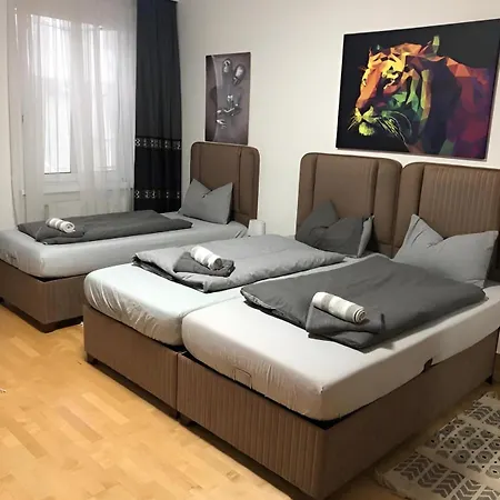 75m² At Belvedere Palace Apartment *