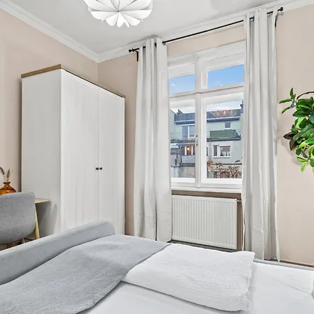 Modern Apartment, 3 Min To 