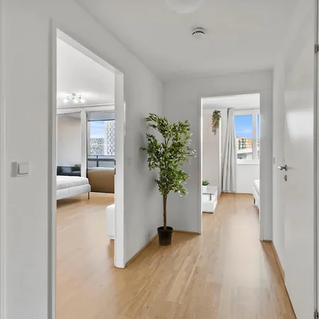 Apartment At Hauptbahnhof, Close To Belvedere I Balcony With A View *