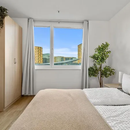 At Hauptbahnhof, Close To Belvedere I Balcony With A View Vienna