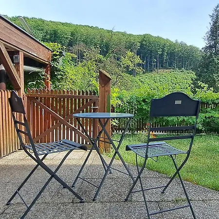 Idyllische Im Wienerwald Apartment *
